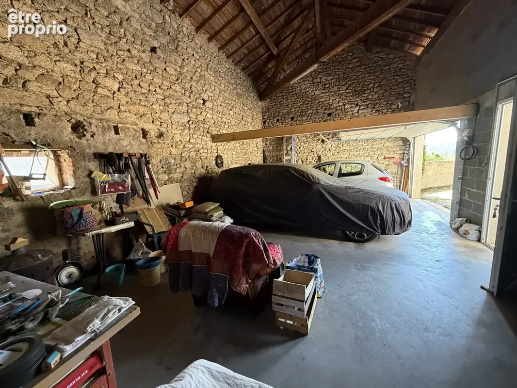Maison en pierre avec vue dominante - photo 2