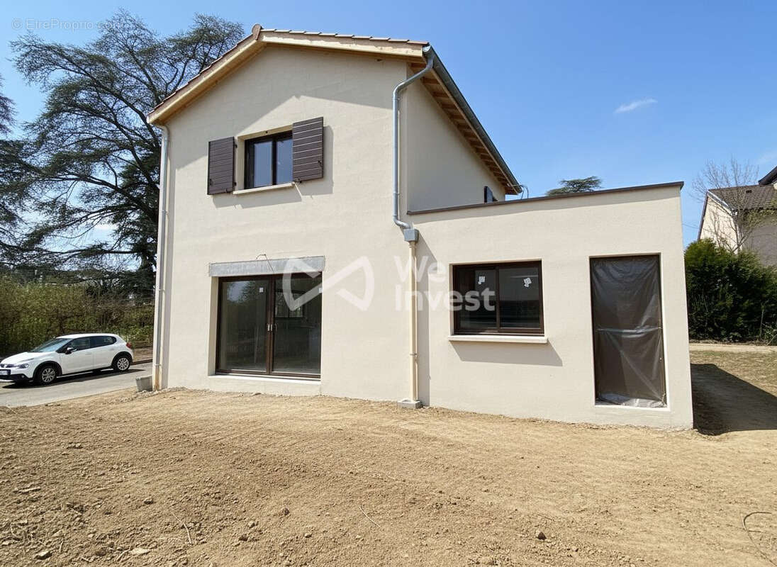 Maison à CHARBONNIERES-LES-BAINS