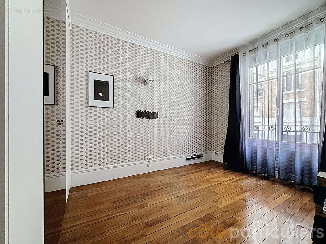 Appartement à ISSY-LES-MOULINEAUX
