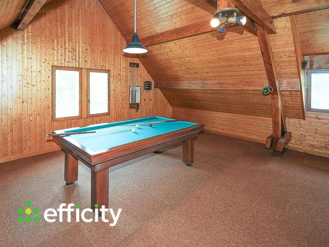 Maison à VETRAZ-MONTHOUX