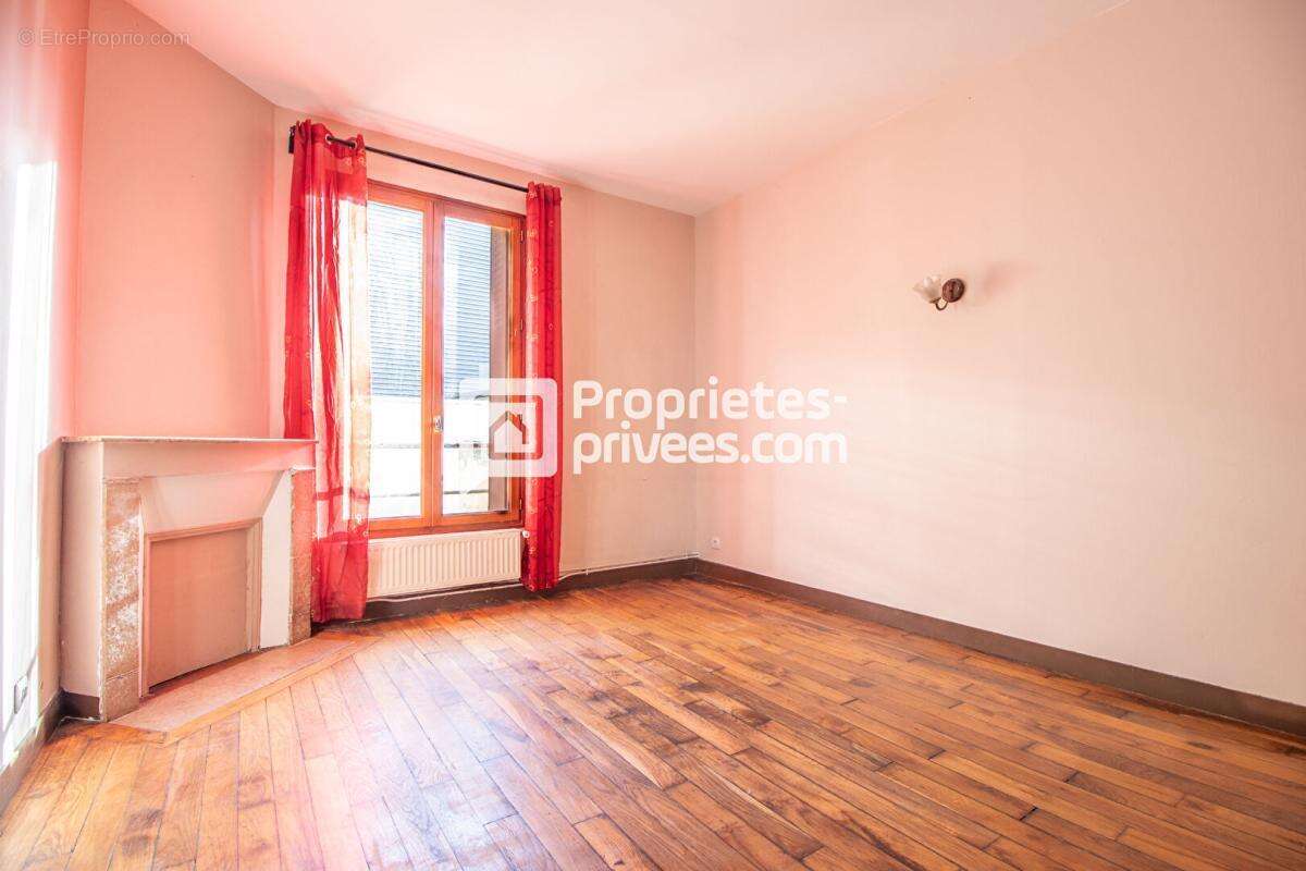 Appartement à VITRY-SUR-SEINE