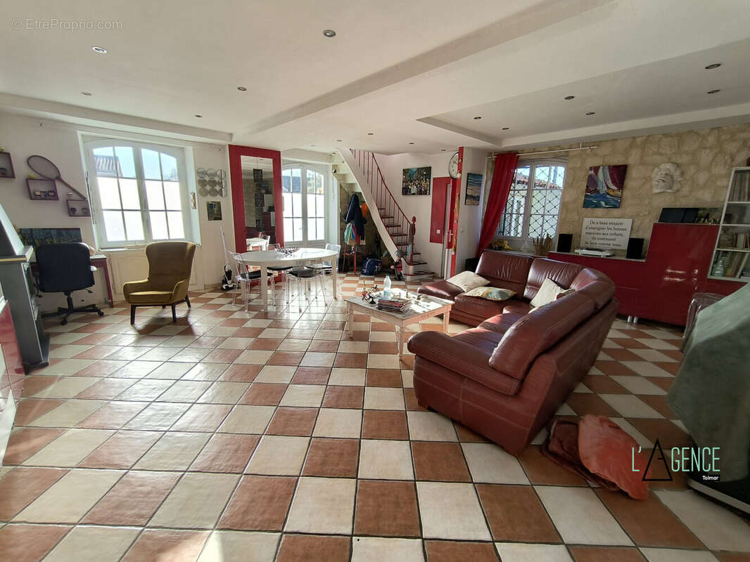 Maison à VERTHEUIL