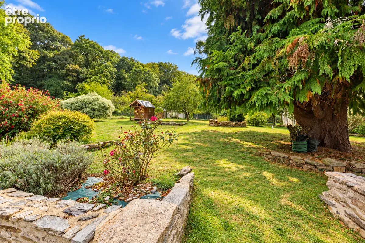 MORBIHAN -  Saint Jean Brevelay - Longère rénovée avec 4 chambres et 906 m2 de jardin - photo 16