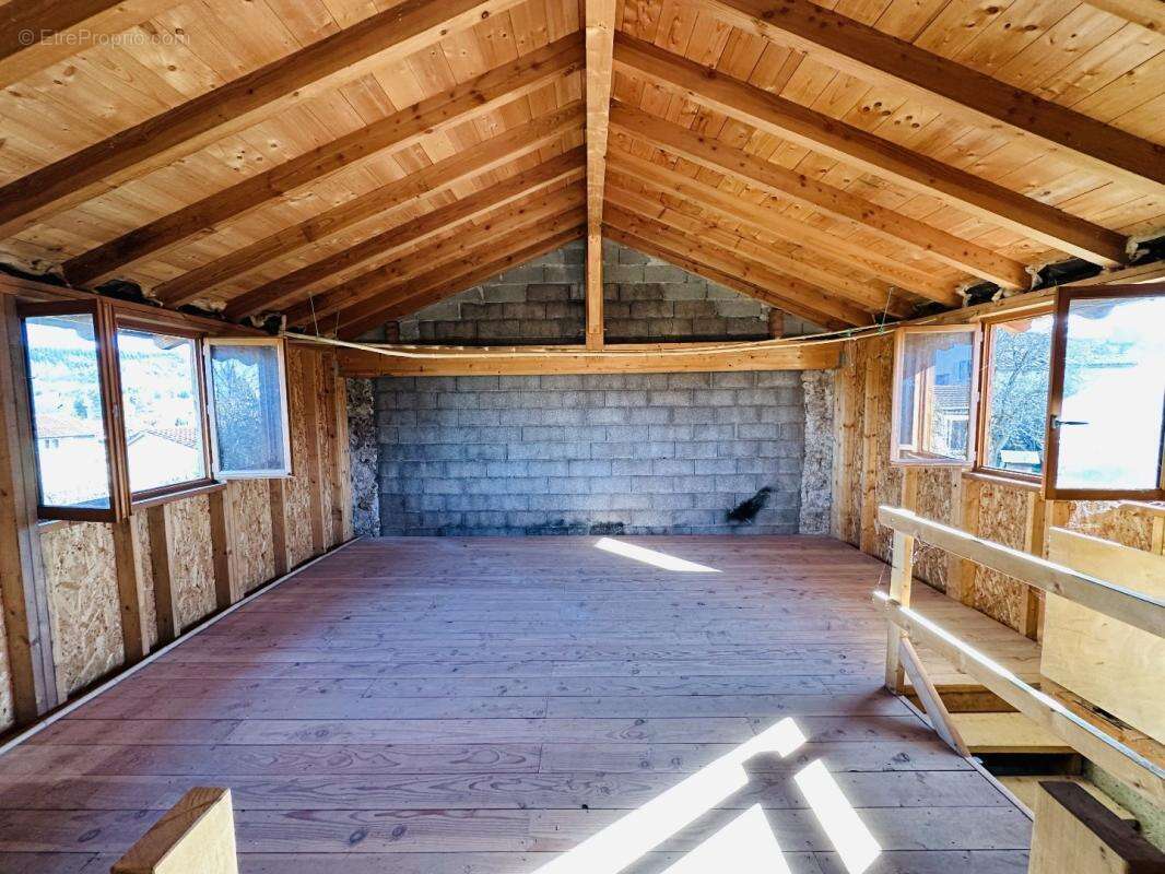 Maison à LORP-SENTARAILLE