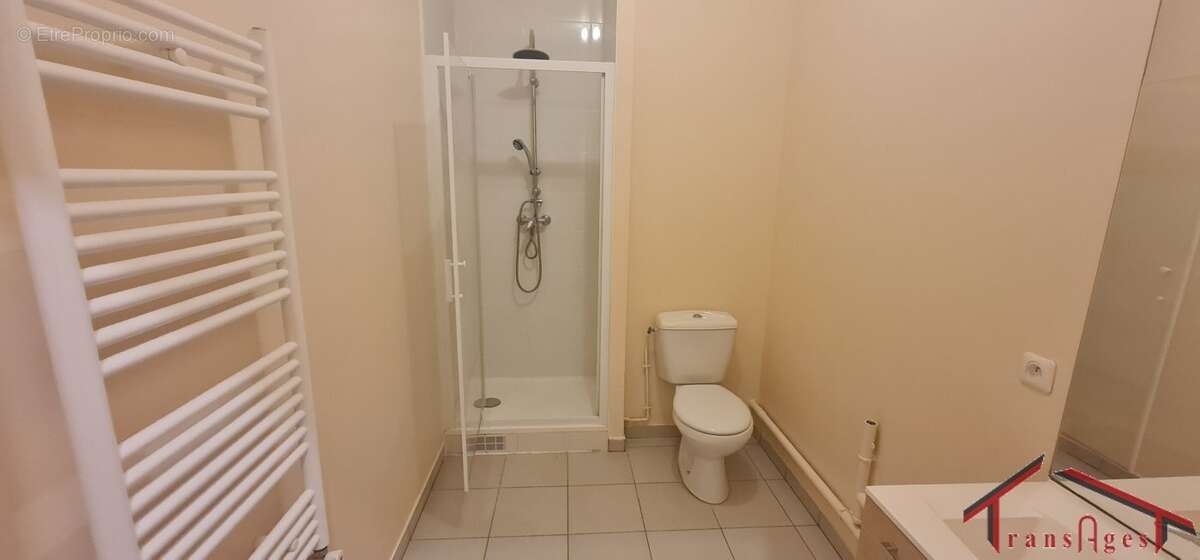 Appartement à CHILLY-MAZARIN