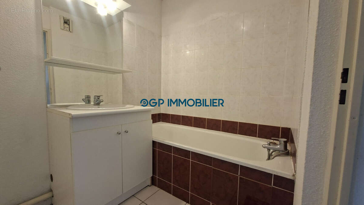 Appartement à PAULHAC