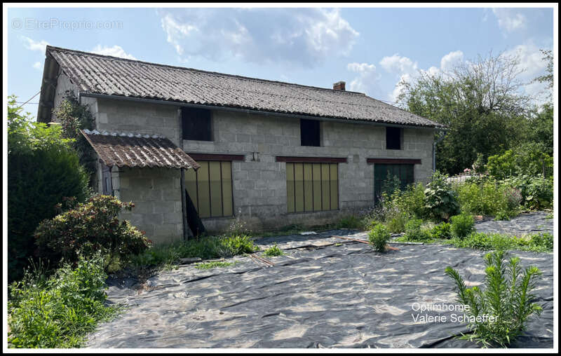 Maison à LOURDOUEIX-SAINT-PIERRE