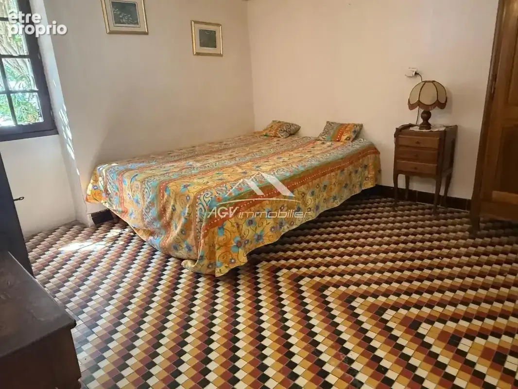 Alès - Maison au calme avec garage - photo 8