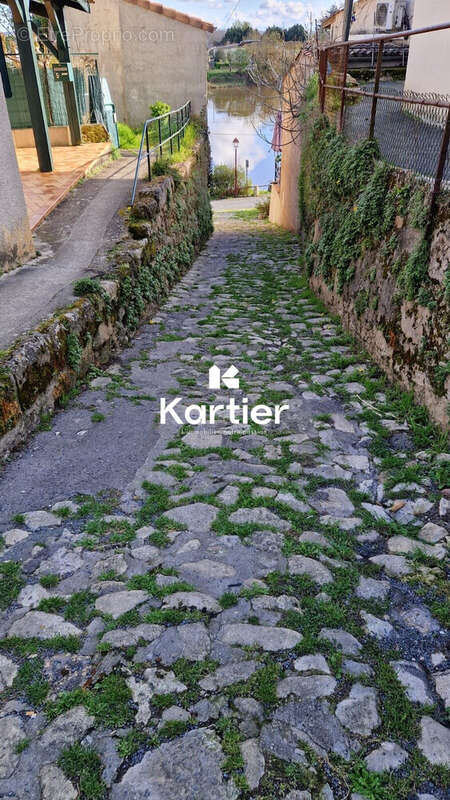 Maison à CASTILLON-LA-BATAILLE