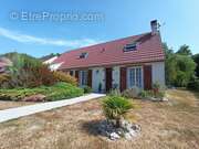 Maison à MENESTREAU-EN-VILLETTE