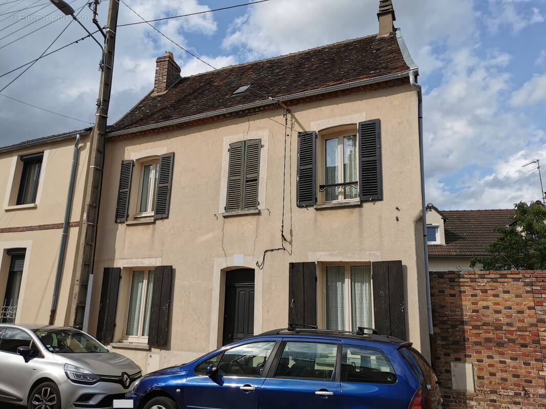 Maison à SENS
