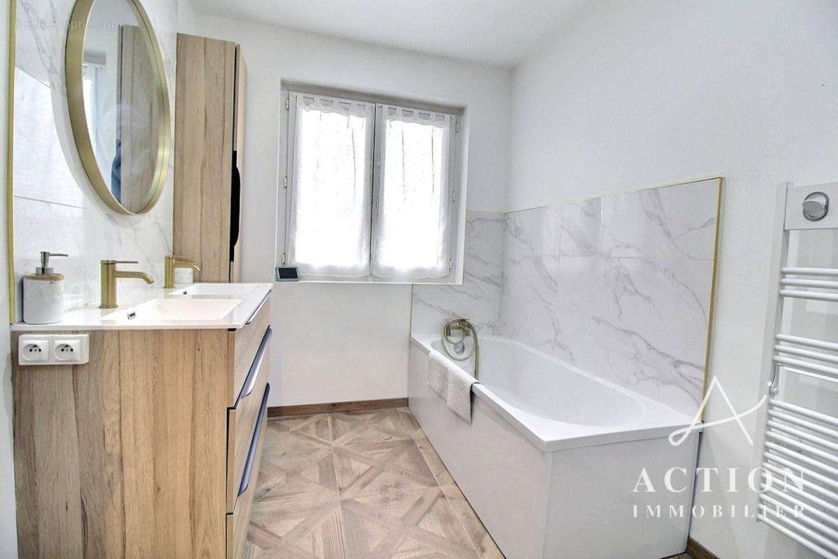 Maison à SAINGHIN-EN-WEPPES