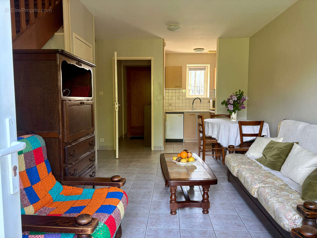 Appartement à SARLIAC-SUR-L'ISLE