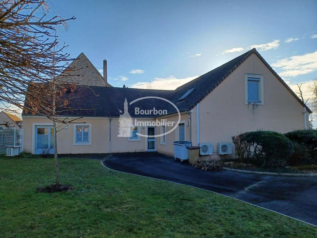 n°3 - Maison à BOURBON-LANCY