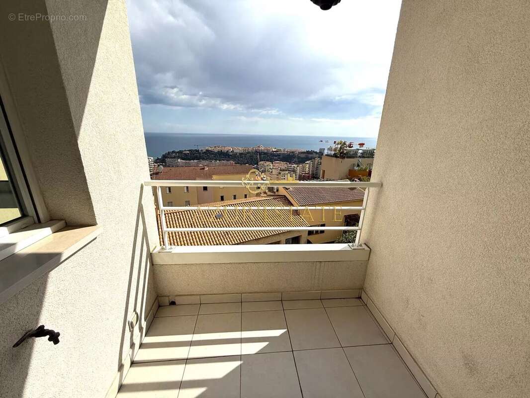 Appartement à BEAUSOLEIL
