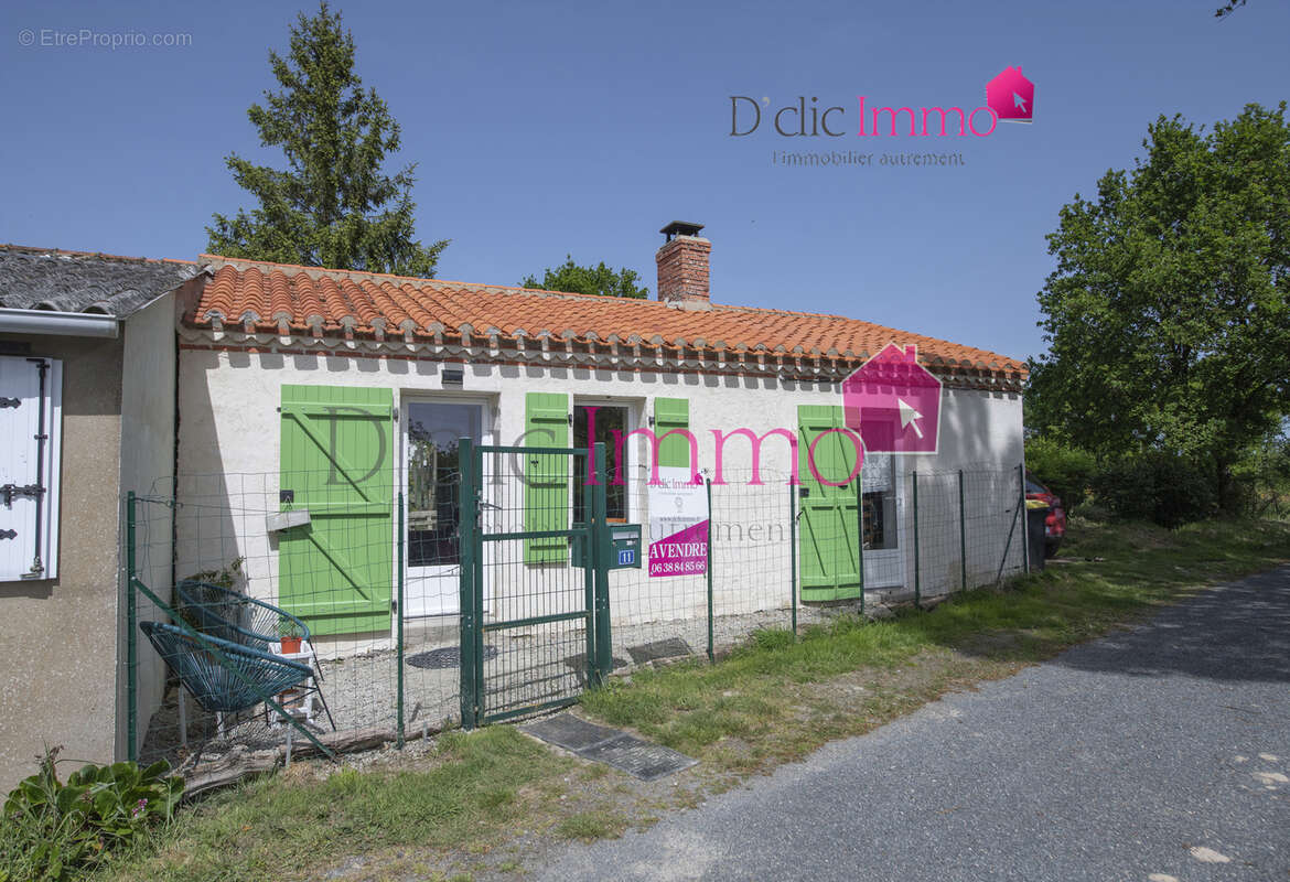 Maison à LA CHAPELLE-HERMIER