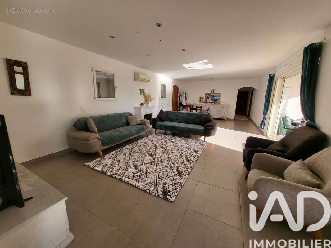 Photo 2 - Maison à VILLECROZE