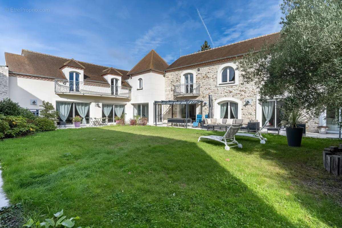 Maison à BREUIL-BOIS-ROBERT