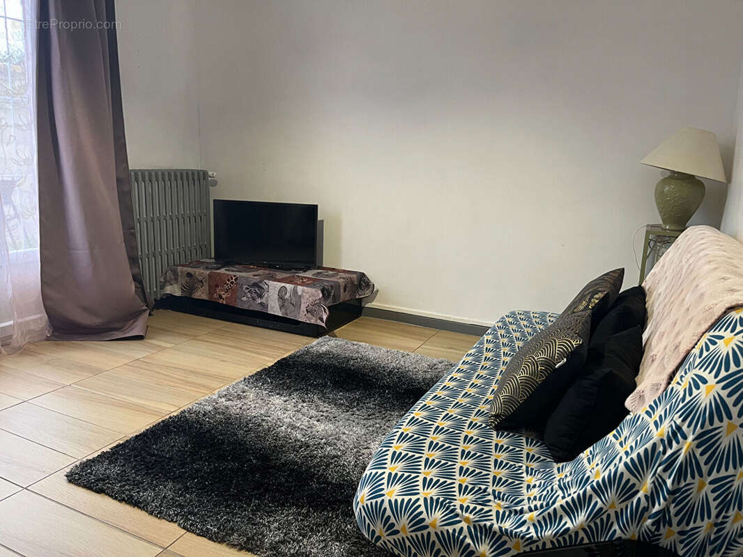 Maison à NONANCOURT