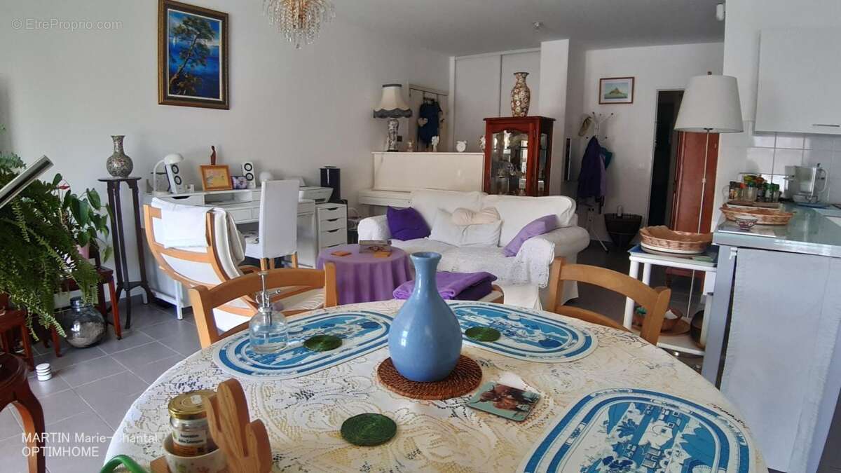 13009 MARSEILLE T3 de 66 m² avec terrasse de 12 m² et box 14 m² – Proche Calanques de Sormiou - photo 13