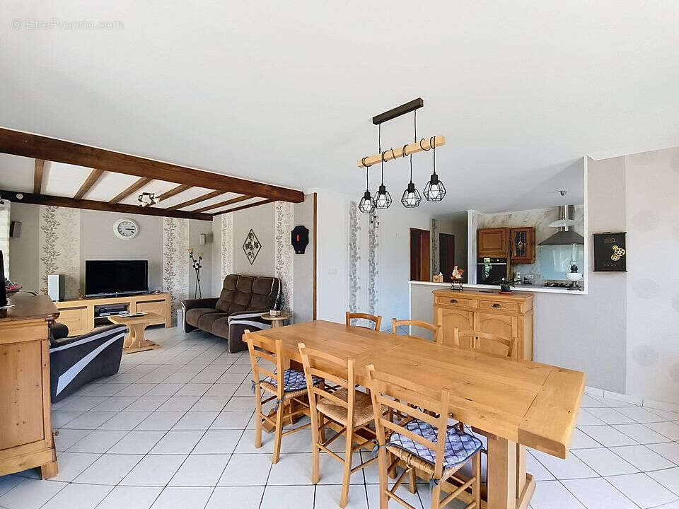 Plain-pied individuel Hergnies 5 pièces 126 m2 potentiel 216 m² - photo 4