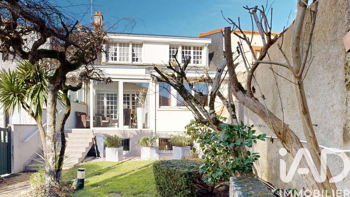 Photo 2 - Maison à MONTREVAULT
