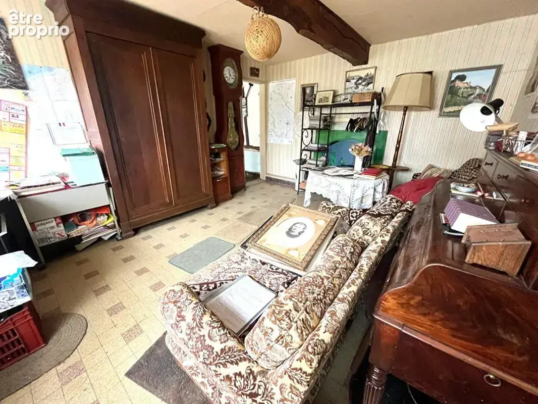 Fermette ancienne 5 pieces 80m2 dependance 90m2 - photo 8