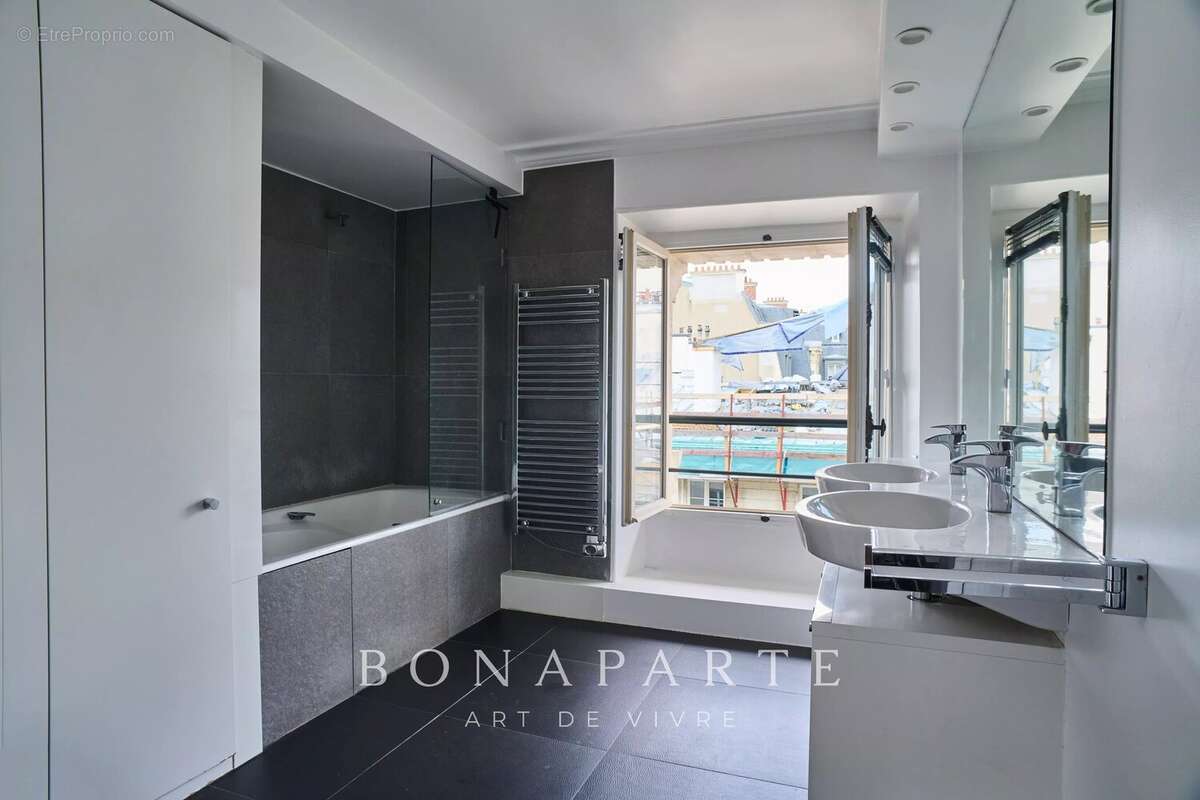 Paris 1er / saint-honoré – duplex / 3 chambres – derniers étages avec ascenseur - photo 5