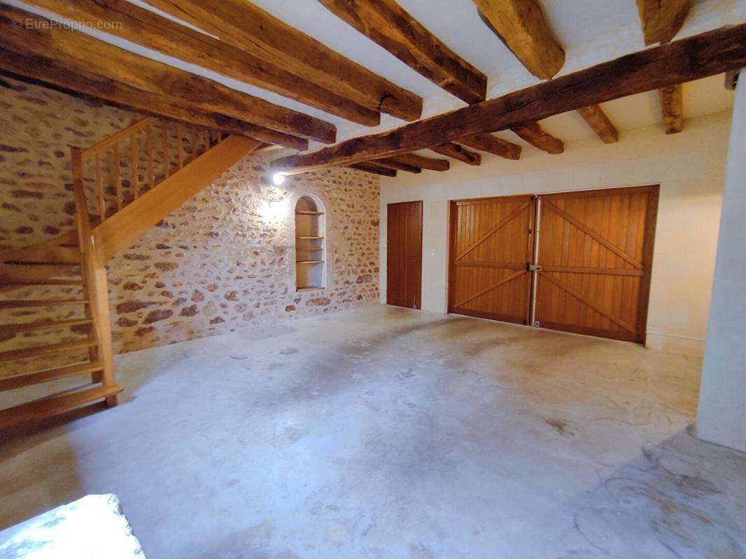 Maison de pays Coussay Les Bois 6 pièces 125 m2 - photo 18