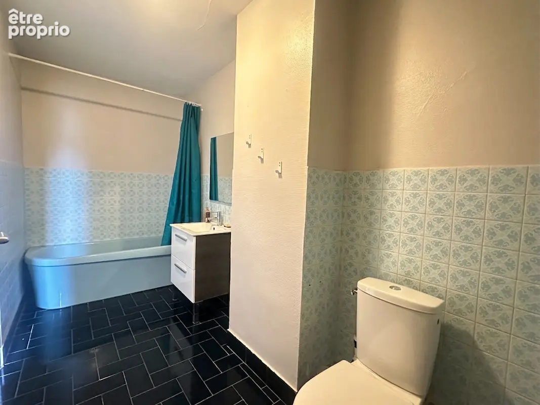 Maison Mantes La Ville - Fort potentiel - 3 chambres - 145 m² habitables -341 m² de terrain - photo 9