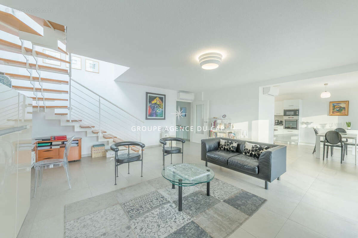 Appartement à SAINT-RAPHAEL