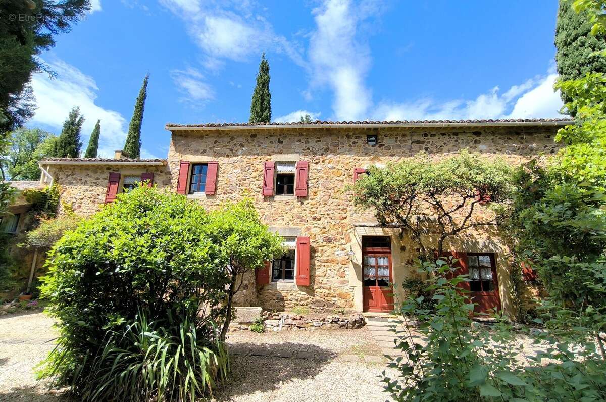 Maison à UZES