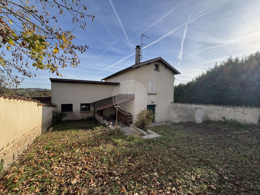 Maison à HAUTE-RIVOIRE