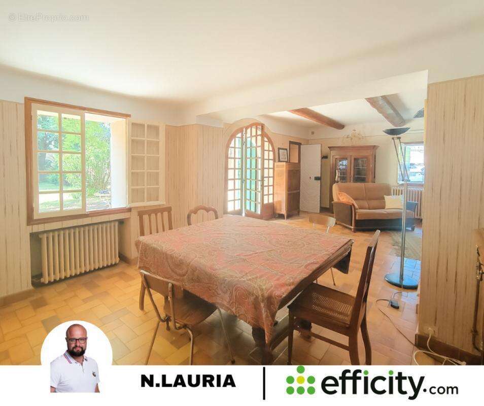 Maison à MEYRARGUES