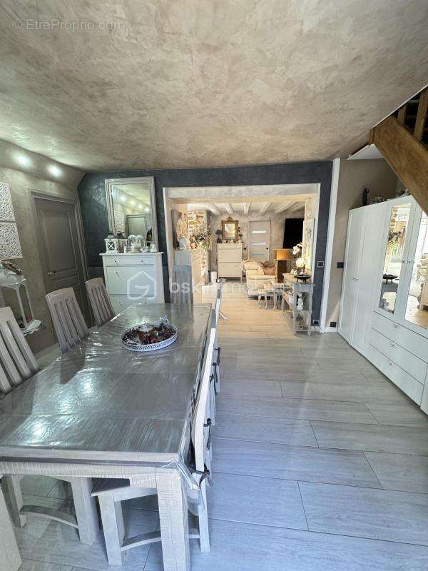 Maison briarde de charme – 146 m² – dépendances – terrain 1 350 m² – calme absolu - photo 6