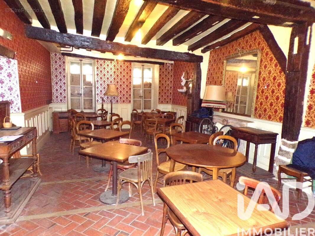 Photo 3 - Maison à VILLENEUVE-SUR-YONNE