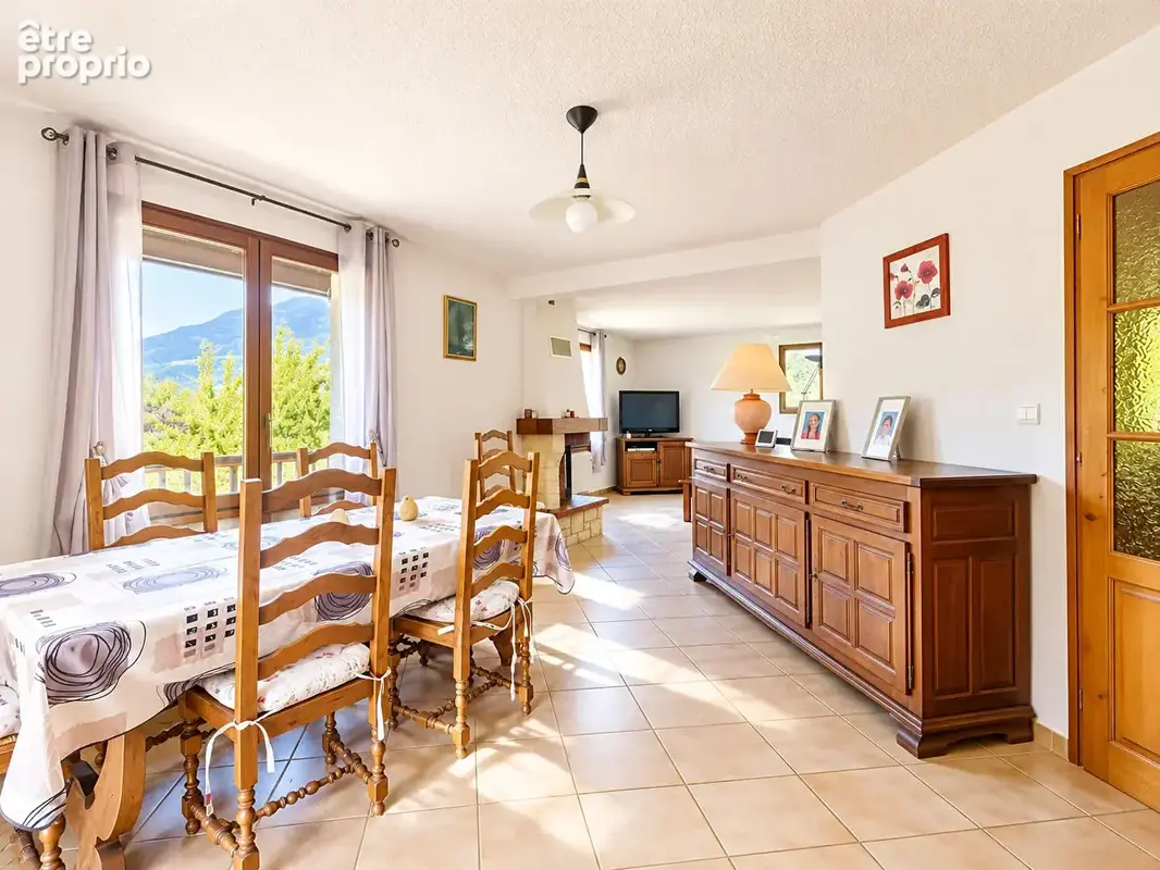 Maison avec terrain et beau potentiel - Saint-Sauveur 05200 - photo 2