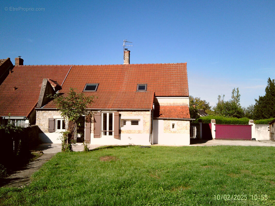 Maison à MORNAY-BERRY