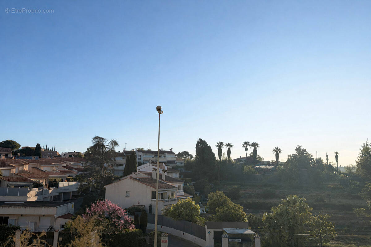 Appartement à LE CANNET