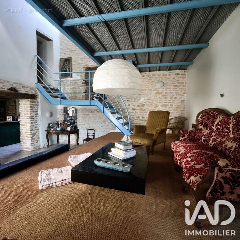 Maison 157 m² à Brosses  - photo 5