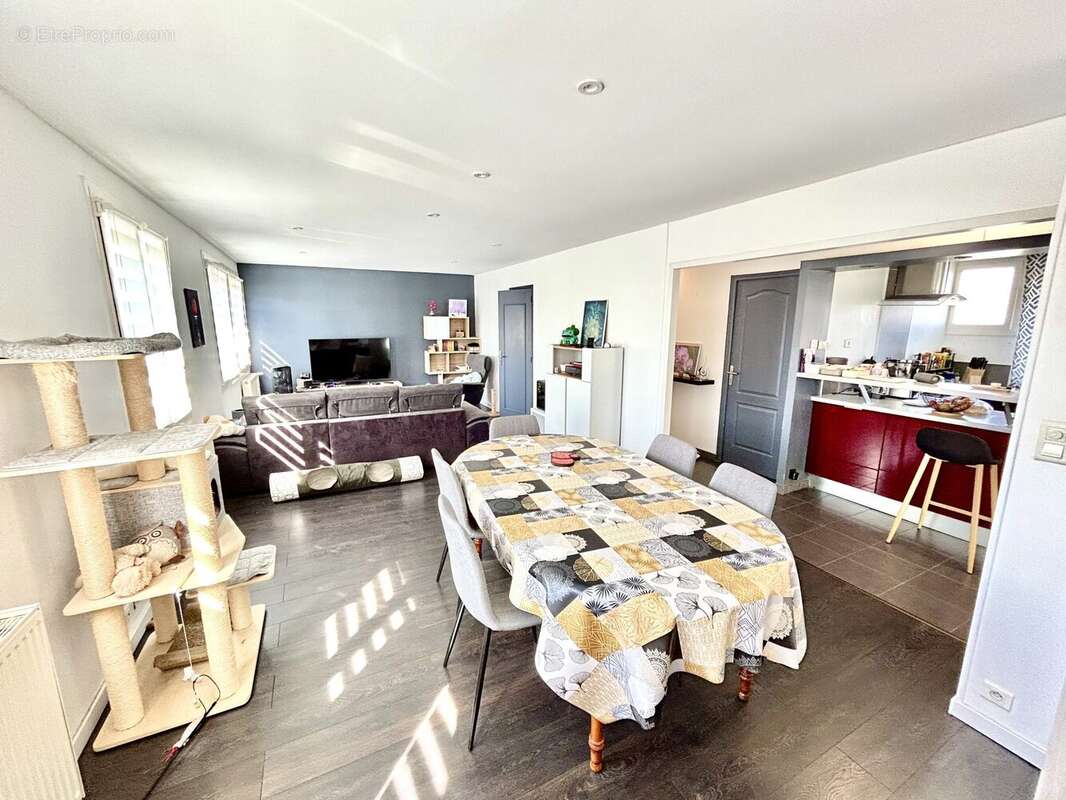 Maison à SAINT-APOLLINAIRE