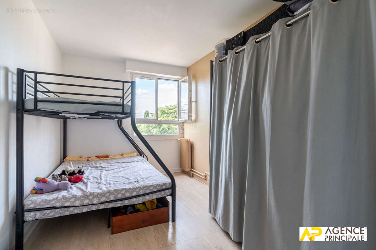 Appartement Maisons Laffitte 4 pièce(s) 83 m2 - photo 14