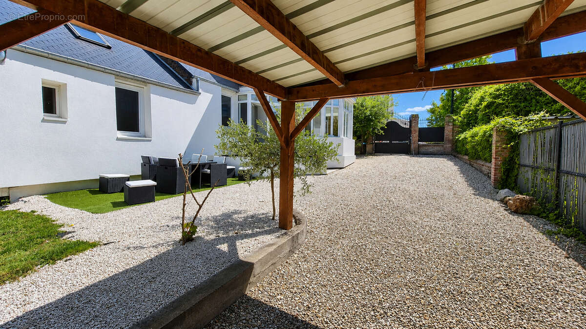Maison de ville rénovée 3 chambres + jardin - photo 11