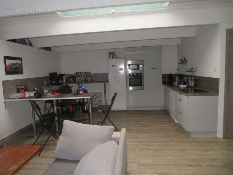 Commerce à DIGNE-LES-BAINS