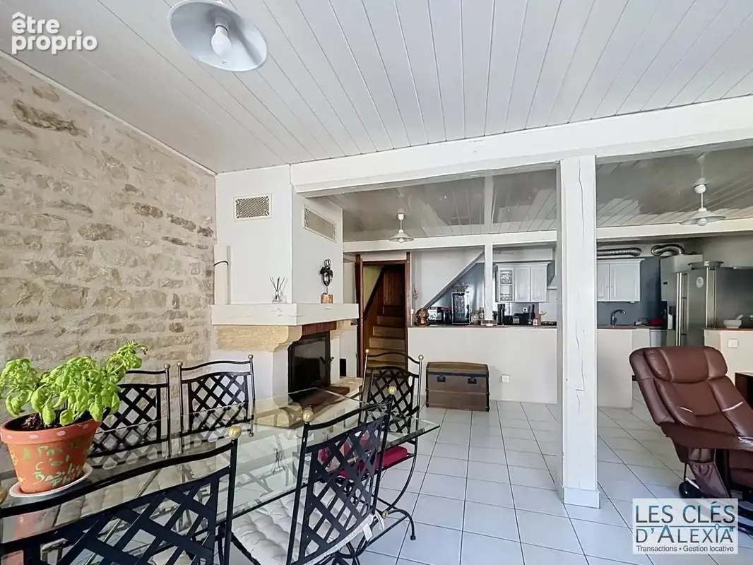 Maison de caractère à rafraîchir – 108 m² + 55 m² aménageables au centre d'Anse - photo 4