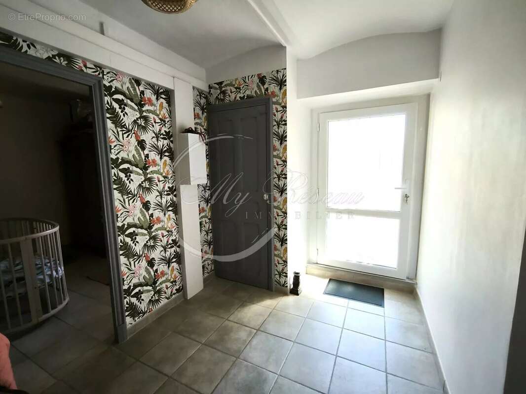 Maison à SAINT-LAURENT-DE-LA-CABRERISSE