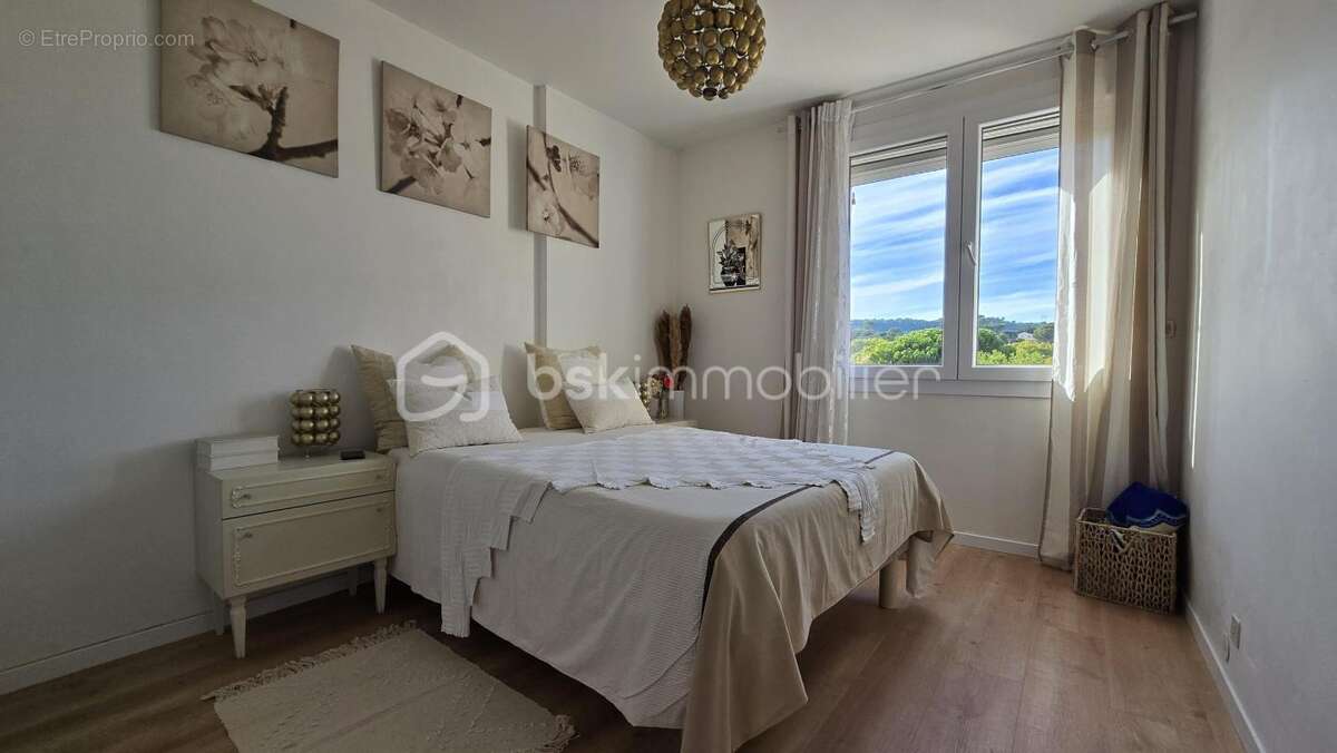 Maison à BAGNOLS-SUR-CEZE