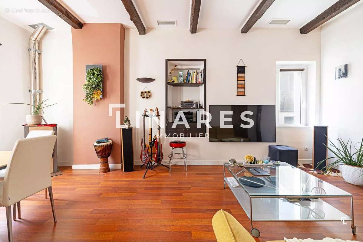 Appartement à MARSEILLE-7E