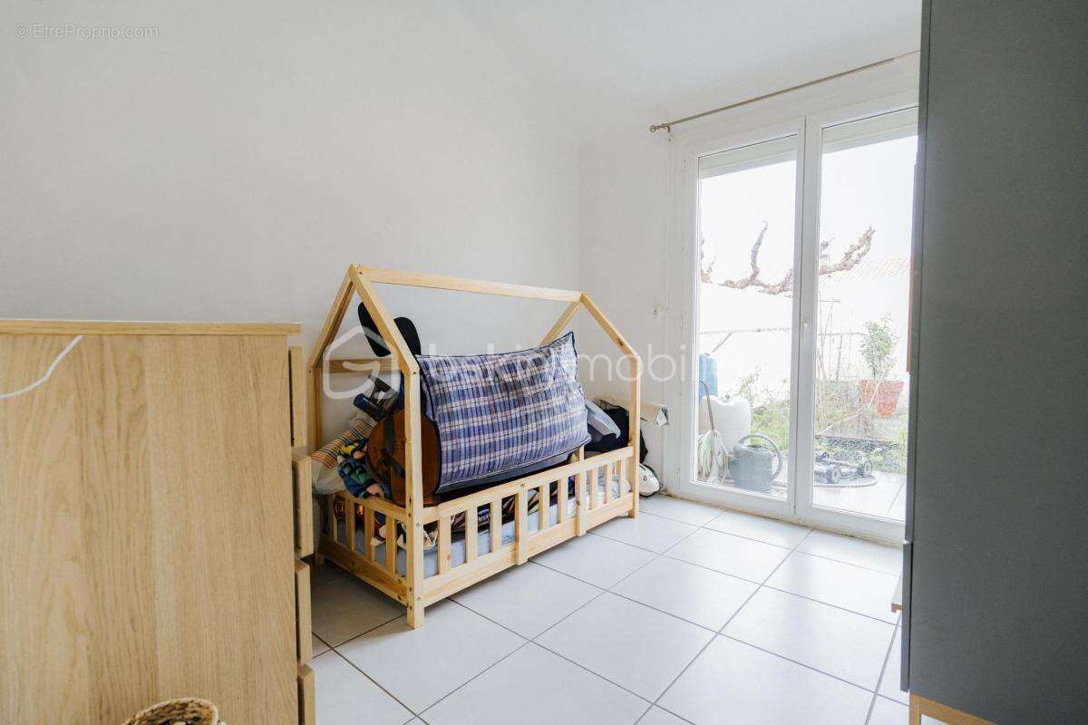 Maison 100 m² - 2 chambres - 2 faces - photo 8