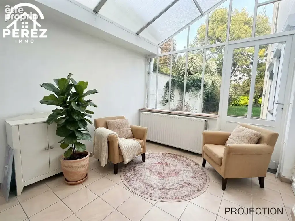 Maison bourgeoise - 184 m2 - 5 chambres - photo 3